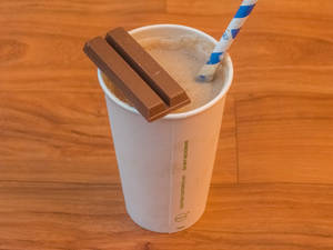 Kit Kat ShakeX
