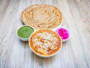 Paneer Butter Masala with 1 Laccha Paratha
