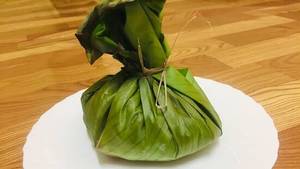 Chettinadu Chicken Vazhai Ilai Parotta