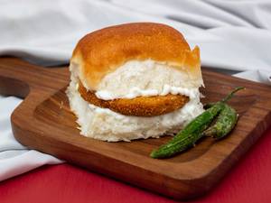 Double Cheese Mayo Vada Pav
