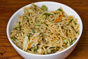 Veg Hakka Noodles