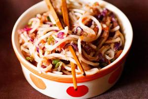 Veg Cheese Chowmein