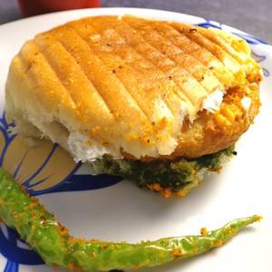 Classic Grill Vada Pav