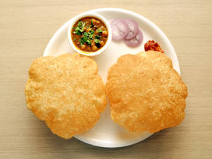 Chola Bhatura  