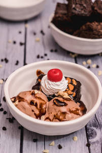 Choco Brownie Fudge Sundae