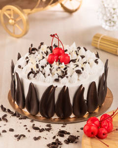 White Forest Cake