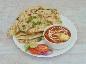 Paneer Naan-Aloo Paratha Meal