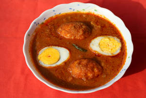 Egg curry