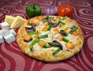 Personal Deluxe Veg Pizza