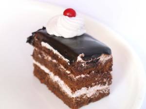 Chocolate Pastry (1 Pc)