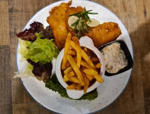 Beer Battered Fish & Chips 