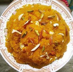 Moong Dal Halwa(Deshi Ghee)