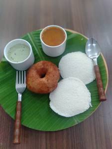 Single Idli Vada