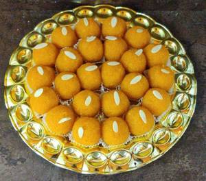 Motichoor Laddu (DESI GHEE)
