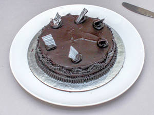 Butterscotch Crunchy Cake