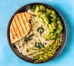 Brown Rice With Grilled Chicken  