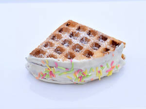 Golden Crispy White Chocolate Waffle