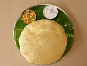 Chana Bhattura