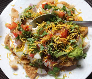 Aloo Tikki Papdi Chaat
