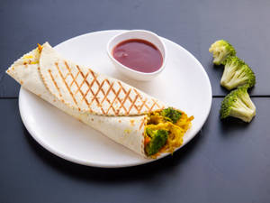 Schezwan Chicken Wrap