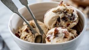 Dry Fruit Temptations Ice Cream (190 Ml)