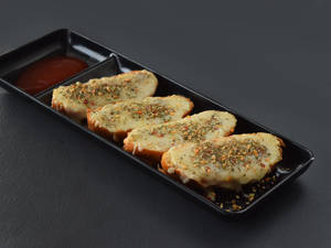 Chilli Cheese Garlic Bread