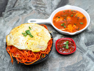 Chicken Triple Schezwan Noodles 