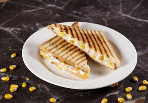 Cheese Corn Capsicum Sandwich - Grill