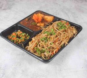 Veg Noodle With Chilly Paneer