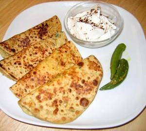 Aloo Paratha                                                           