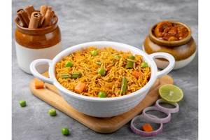 Veg Pulao With Raita