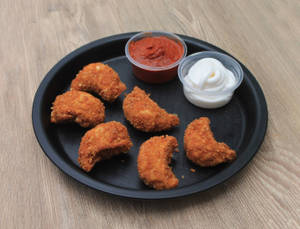 Paneer Kurkure Momos (10 Pcs)