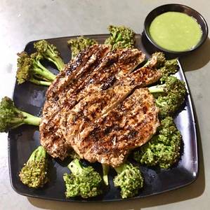 Grilled Chicken N Brocolli (47gm Protein) 