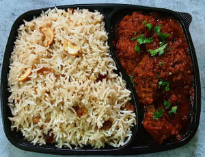 Kasha Murgi With  Steamed Rice/Basanti Pulao/Kaju Kishmish Pulao