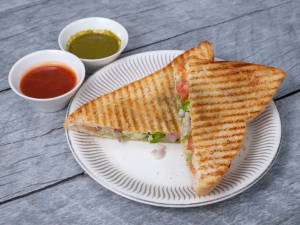 Veg Cheese Grilled Sandwich