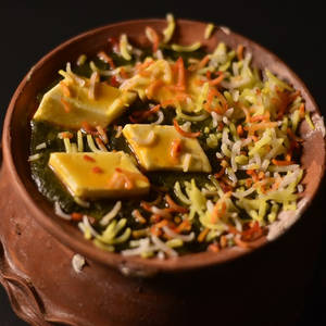 Awadhi Palak Biryani [serves 1 - 2]