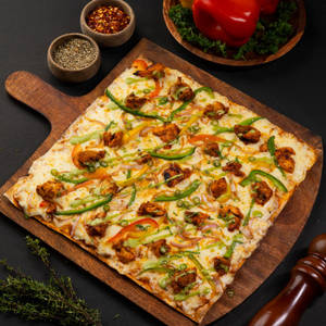 Spicy Tandoori Chicken Tikka Pizza