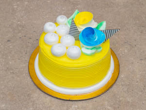 Pineapple Cake (500 gms) (Eggless)