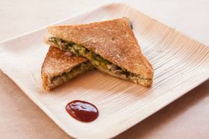 GARDEN VEG SANDWICH