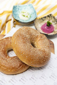 Plain Bagel With Spread