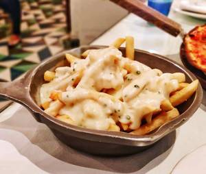 Truffle Scented With Parmesan Fondue Fries