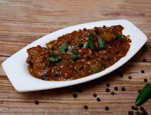 Pepper Chicken Semi Gravy 