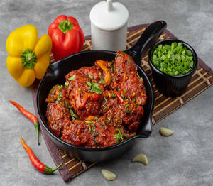 Chicken Wings In Choice Of Sauce 