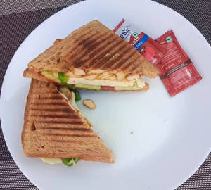 Paneer Chicken Sandwich