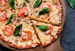 Basic Margherita Pizza