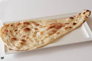 Plain naan [1 piece]