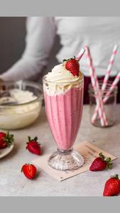 Strawberry with Ice cream