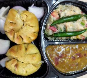 Sattu Onion Bati With Dal And Chokha (2 Pcs) (Recommended)