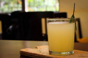 Lime And Ginger Juice (j)