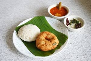 Idli Wada